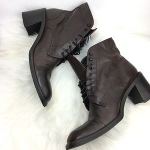 Oval Room lace up women’s boots size 9